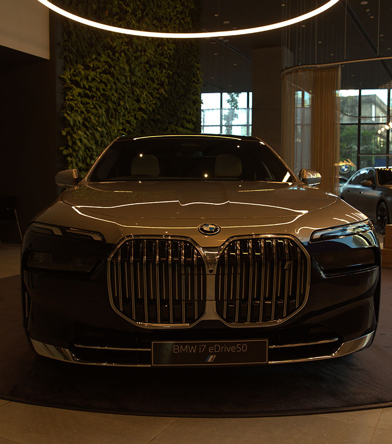 A Pioneer in <br /> Bangladesh’s <br /> <i>Luxury </i>  Landscape
